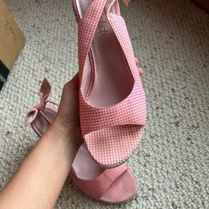 Ditsy pink gingham wedges